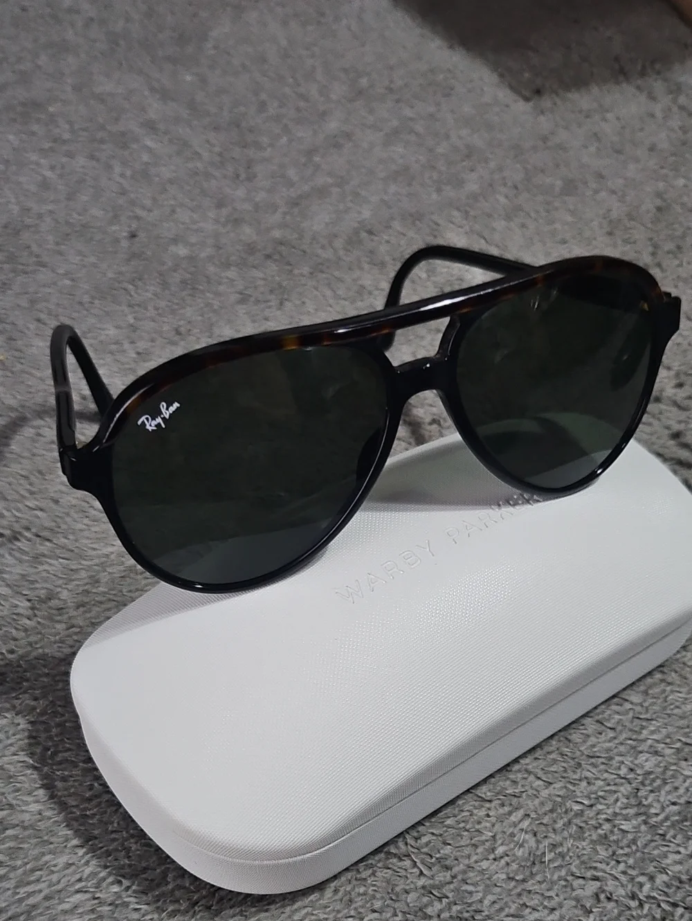 Ray-ban Mens Aviator Sunglasses PERFECT!!!